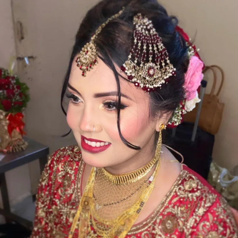 Bridal makeup — portrait 4