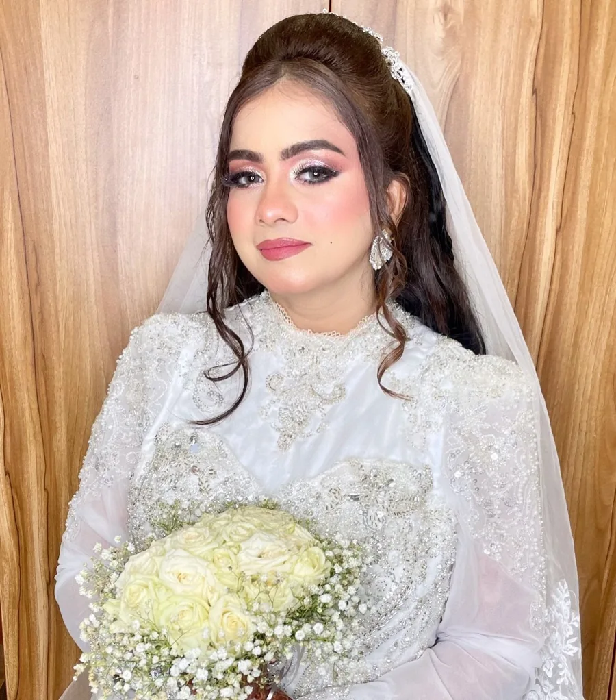 Bridal makeup — portrait 3