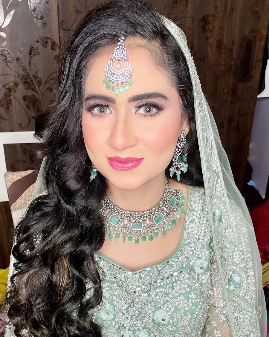 Reception makeup — portrait 4