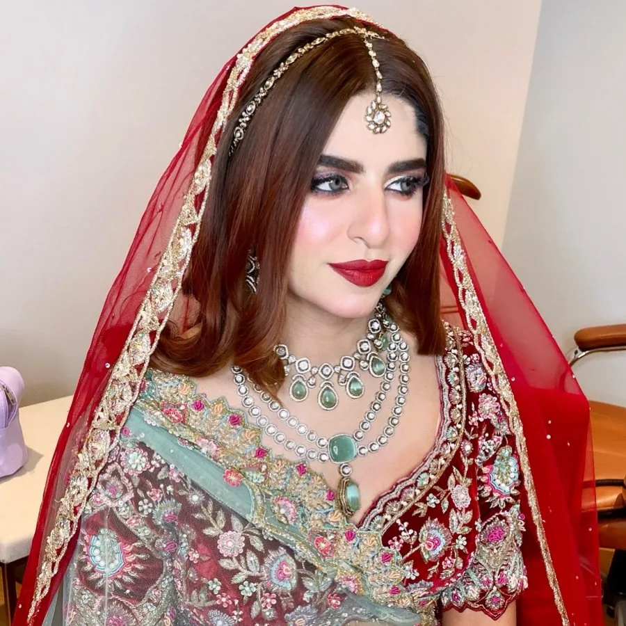 Reception makeup — portrait 4
