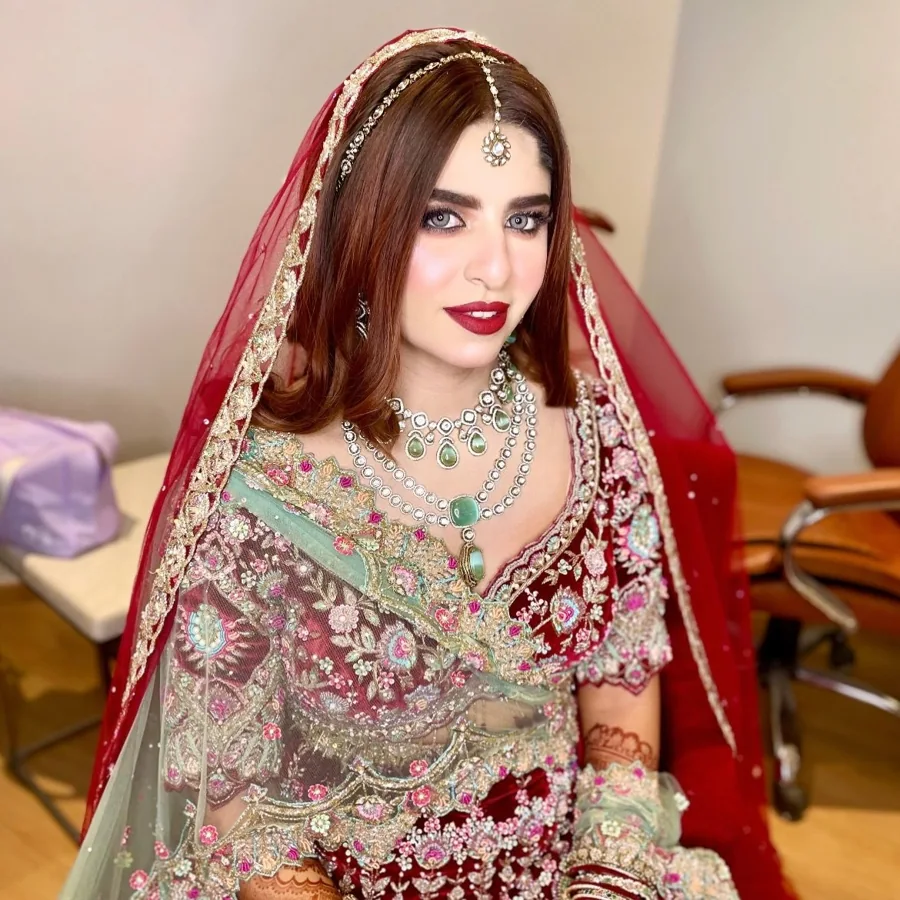 Reception makeup — portrait 5